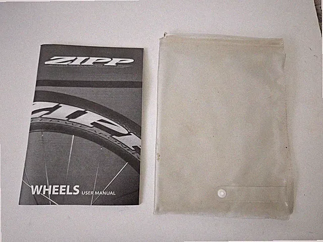 Zipp Wheels User Manual + Plastic Case
